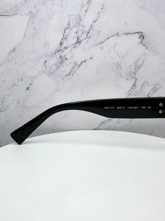 ✨ Miu Miu Oversized Black Square Sunglasses ✨ main image 5